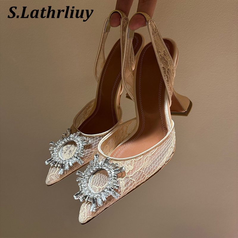 Сандалии со стразами и цветком – обзор и цена Casual Sandal Leather